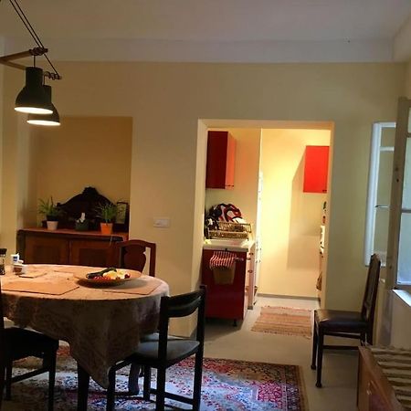 Vintage Studio Apartment, Garden And Free Parking Budapest Eksteriør billede