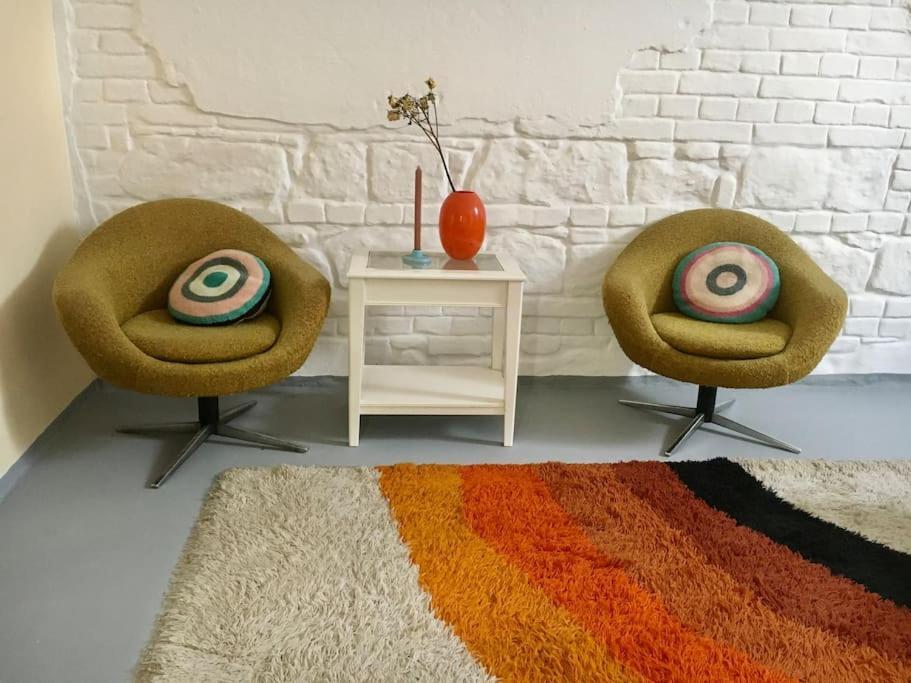 Vintage Studio Apartment, Garden And Free Parking Budapest Eksteriør billede